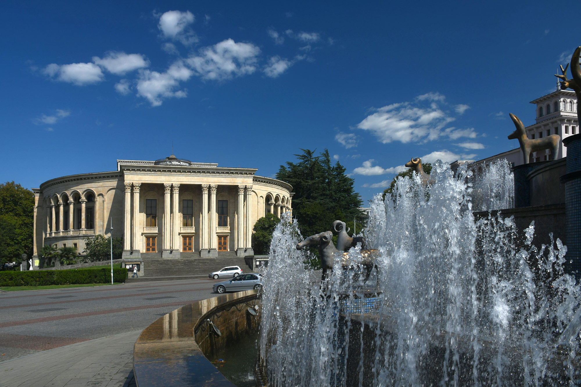 Kutaisi (Photo license: CC BY 2.0)